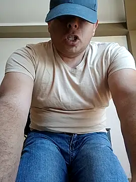 chicoguapo8 online show from October 7, 4:15 pm