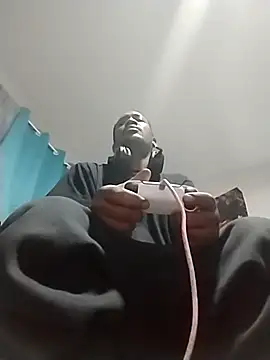 Makeyoucumallover online show from October 31, 6:03 am