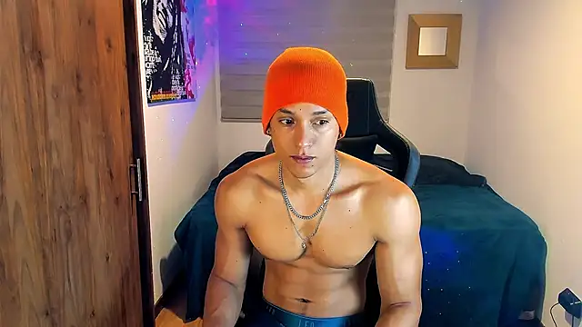 Liam V online show from February 11, 10:37 am