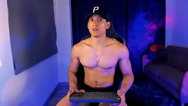 Liam V online show from March 20, 4:18 am