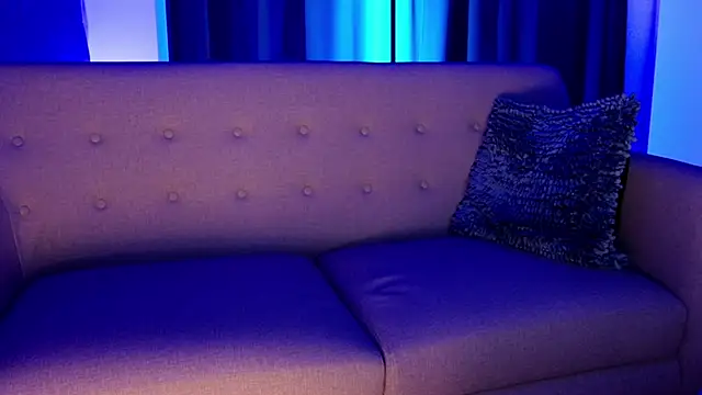 Liam V online show from November 5, 10:37 am