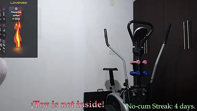 Snapshot of hxmisterh chatting on January 28, 5:22 am hxmisterh online show from January 28, 5:22 am