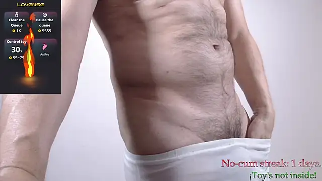 Snapshot of hxmisterh chatting on September 13, 2:00 am hxmisterh online show from September 13, 2:00 am