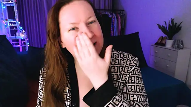 GoddessLara online show from February 1, 2:05 am