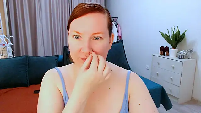 GoddessLara online show from September 10, 2:11 am