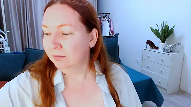 GoddessLara online show from September 19, 8:31 pm