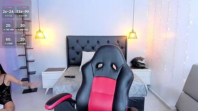 AMELIELEONE online show from January 28, 11:17 am