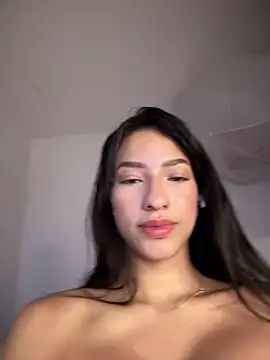 DulceLenns online show from March 12, 9:56 pm