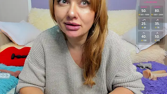 Snapshot of MonikaFamex chatting on February 13, 12:46 am MonikaFamex online show from February 13, 12:46 am