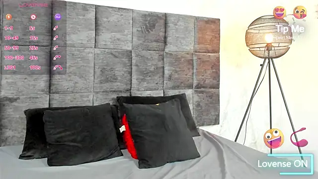 SusanRodriguez  online show from December 17, 7:59 pm