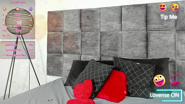 SusanRodriguez  online show from March 15, 10:11 pm