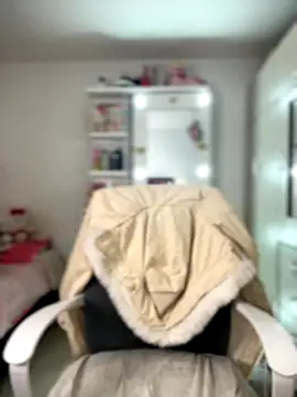 Emmily 19 online show from September 19, 11:38 pm