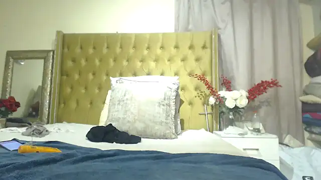 xXXSexyamazon online show from March 15, 11:50 pm