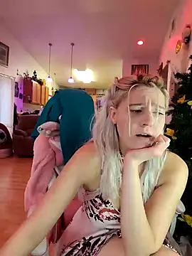 ScarletCallings420 online show from December 9, 11:24 pm