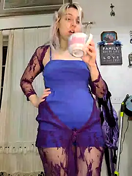 ScarletCallings420 online show from January 1, 2:09 am