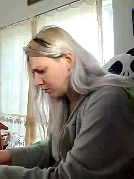 ScarletCallings420 online show from January 28, 11:07 pm