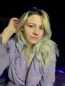 ScarletCallings420 online show from February 8, 4:14 pm