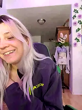 ScarletCallings420 online show from March 12, 7:59 pm