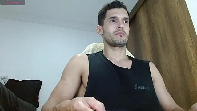 Noah jhonsonn online show from March 7, 4:24 am