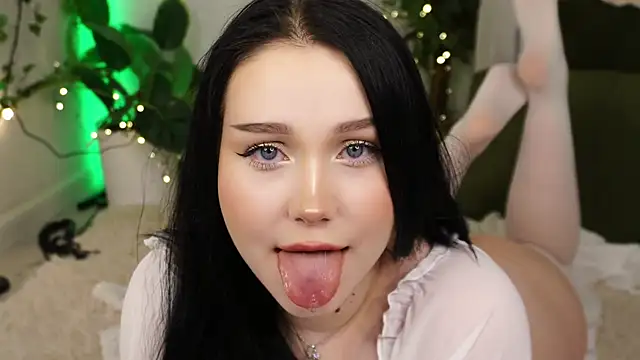 ScarletBlaze online show from January 14, 6:17 pm