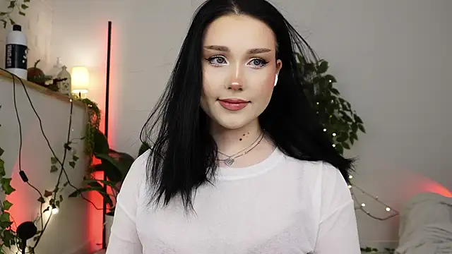 ScarletBlaze online show from February 13, 6:05 pm