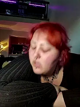 Snapshot of Cutegothcrybabyx chatting on October 26, 10:36 pm Cutegothcrybabyx online show from October 26, 10:36 pm