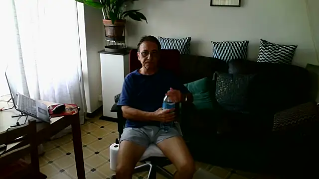 Snapshot of HETEREOMAN chatting on September 28, 4:34 pm HETEREOMAN online show from September 28, 4:34 pm