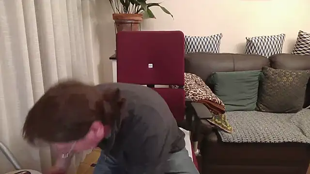 Snapshot of HETEREOMAN chatting on November 30, 6:23 pm HETEREOMAN online show from November 30, 6:23 pm