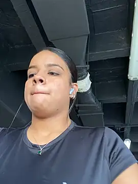 trianawhite online show from February 11, 7:16 pm