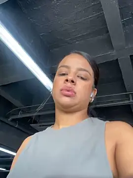 trianawhite online show from February 21, 7:10 pm