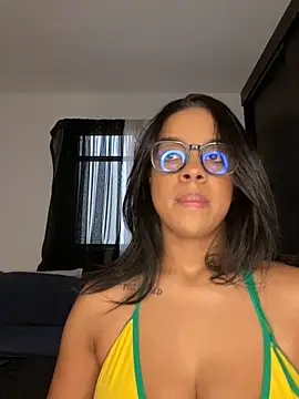 trianawhite online show from September 30, 2:00 pm