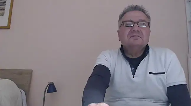 YOU6me online show from January 15, 3:39 pm