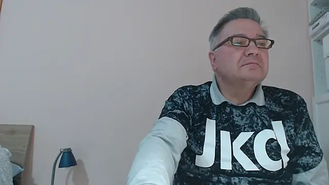 YOU6me online show from February 9, 4:29 pm