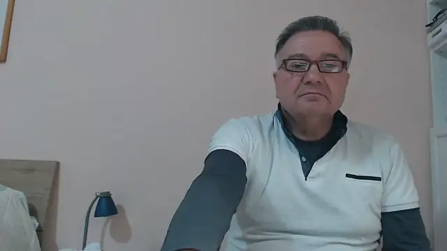 YOU6me online show from February 14, 2:44 pm