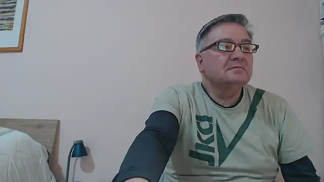 YOU6me online show from February 25, 5:47 pm