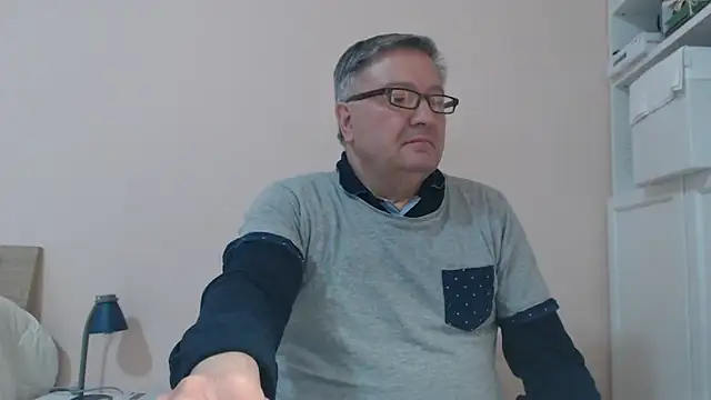 YOU6me online show from March 14, 4:19 pm