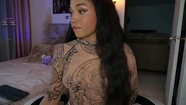 Snapshot of eimi_space chatting on February 15, 3:31 am eimi space online show from February 15, 3:31 am