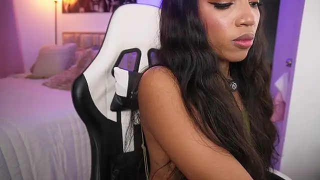 Snapshot of eimi_space chatting on November 16, 9:53 pm eimi space online show from November 16, 9:53 pm