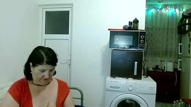 RidemerafSuzana online show from December 4, 6:28 pm