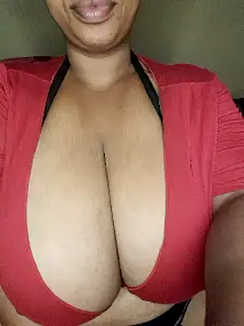 winterqueenx online show from December 11, 1:15 am