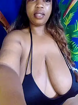 winterqueenx online show from January 15, 12:15 pm