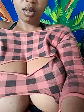 winterqueenx online show from February 20, 2:46 pm