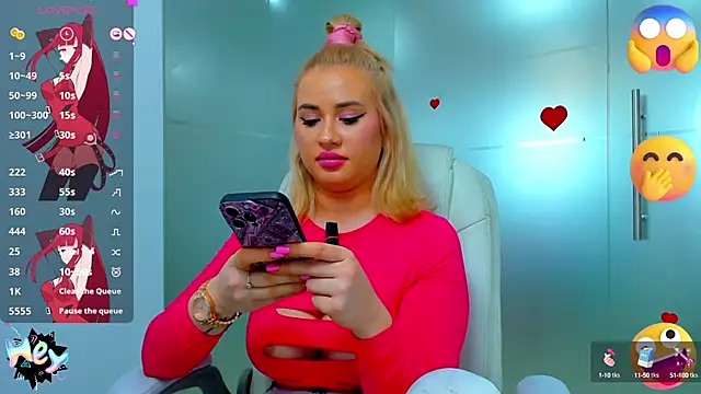 sassy madeline online show from January 22, 11:01 am