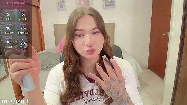 Miley Baker online show from February 21, 1:11 pm