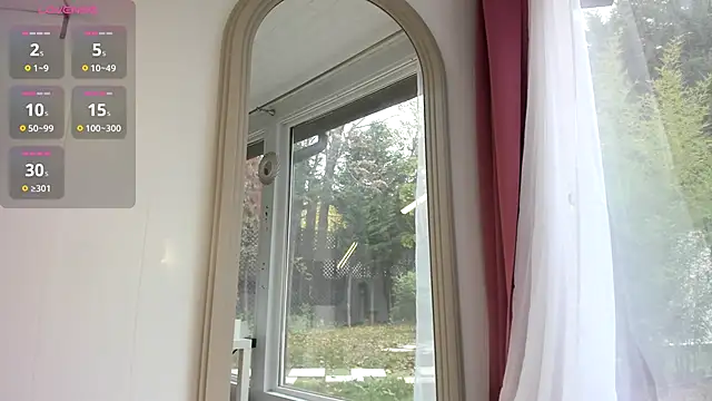 Snapshot of Naila18 chatting on October 26, 9:15 am Naila18 online show from October 26, 9:15 am