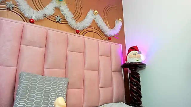 valeriaa19 online show from January 3, 8:32 am