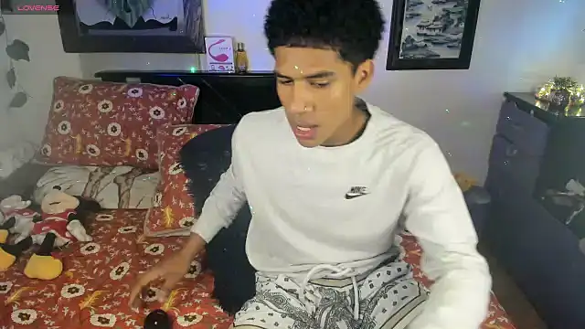 kimgodoy online show from November 16, 9:31 pm