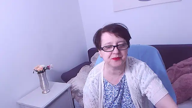 ChristaRose online show from January 19, 2:04 am