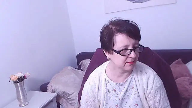 ChristaRose online show from February 15, 10:52 pm