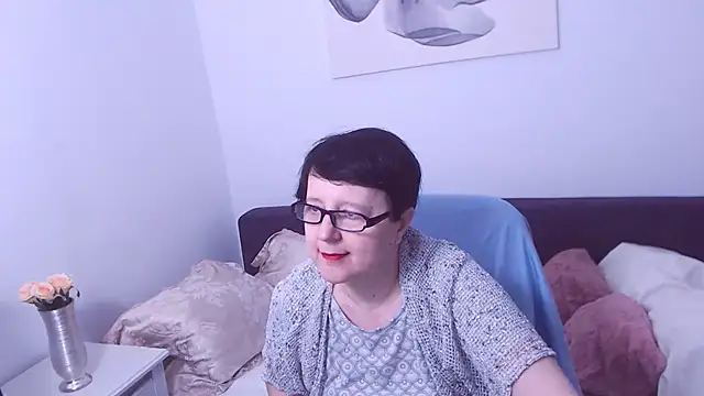 ChristaRose online show from October 8, 11:46 pm